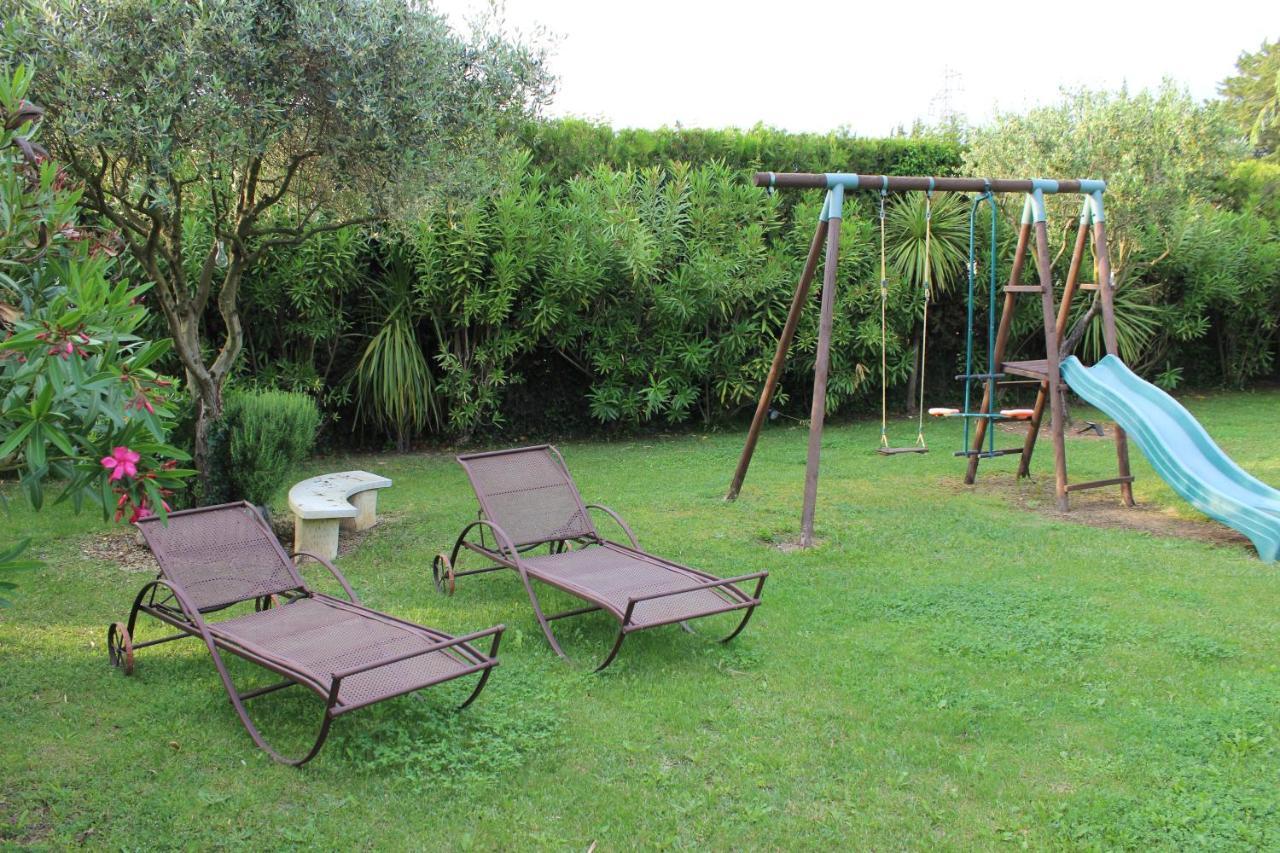 Gites Maisons De Vacances Domaine La Chamade Carpentras Eksteriør billede